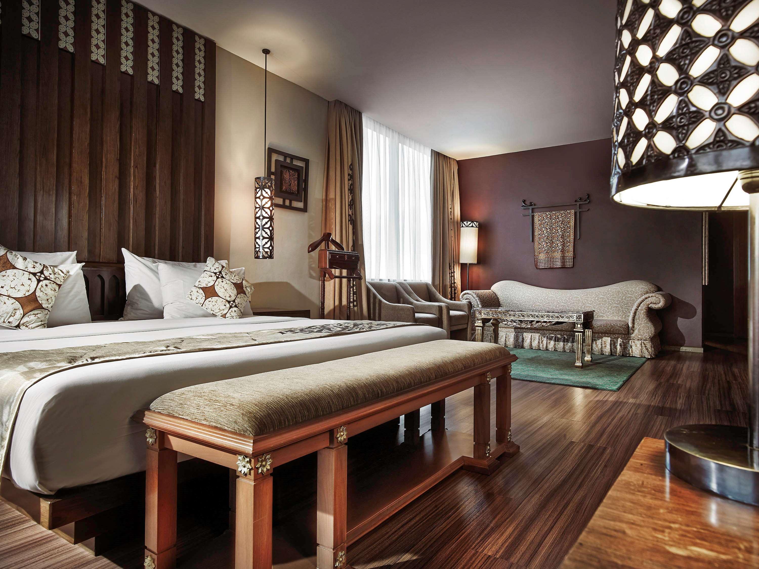 Hotel The Royal Surakarta Heritage - Handwritten Collection