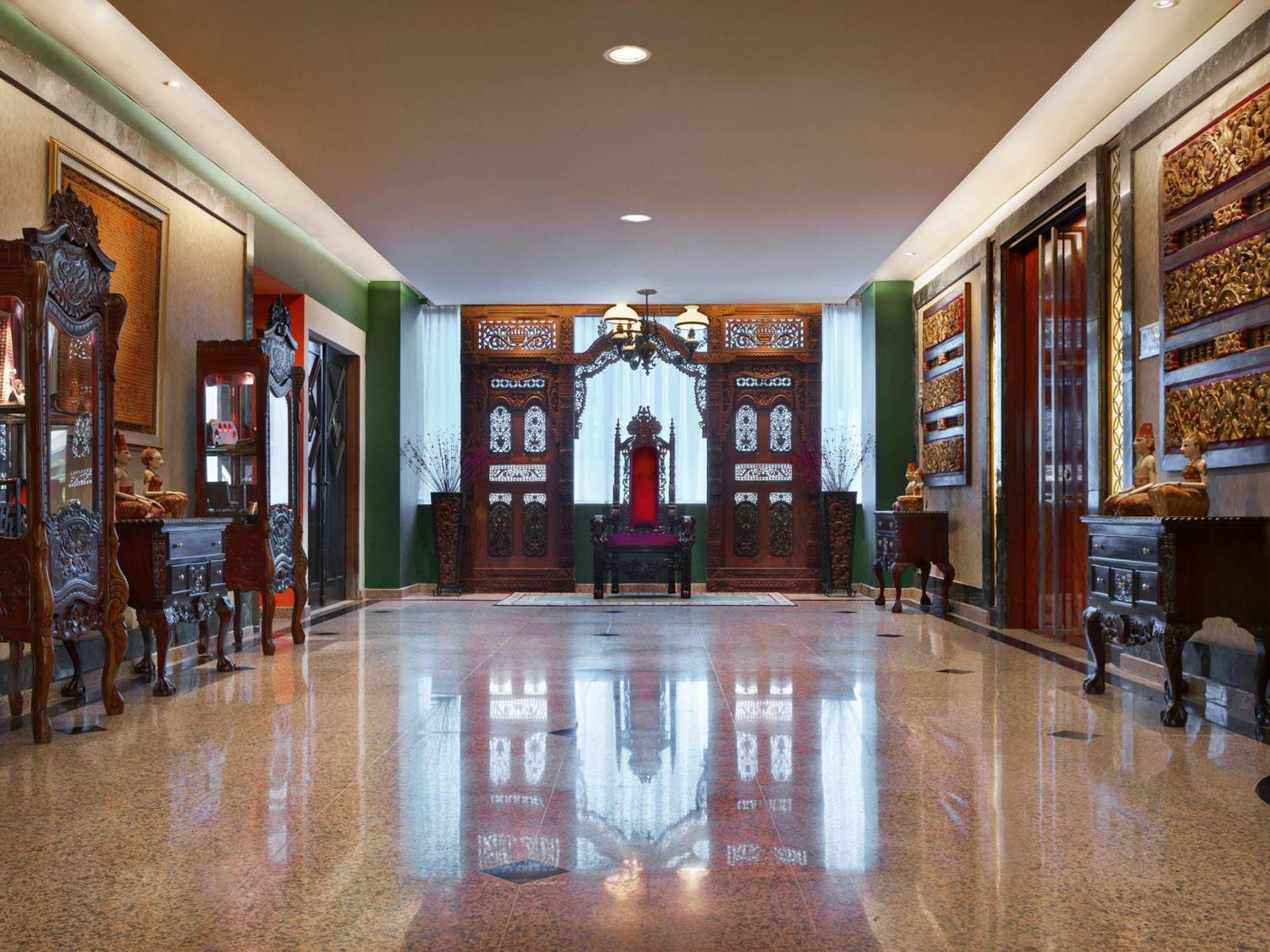 The Royal Surakarta Heritage - Handwritten Collection Surakarta (Solo)
