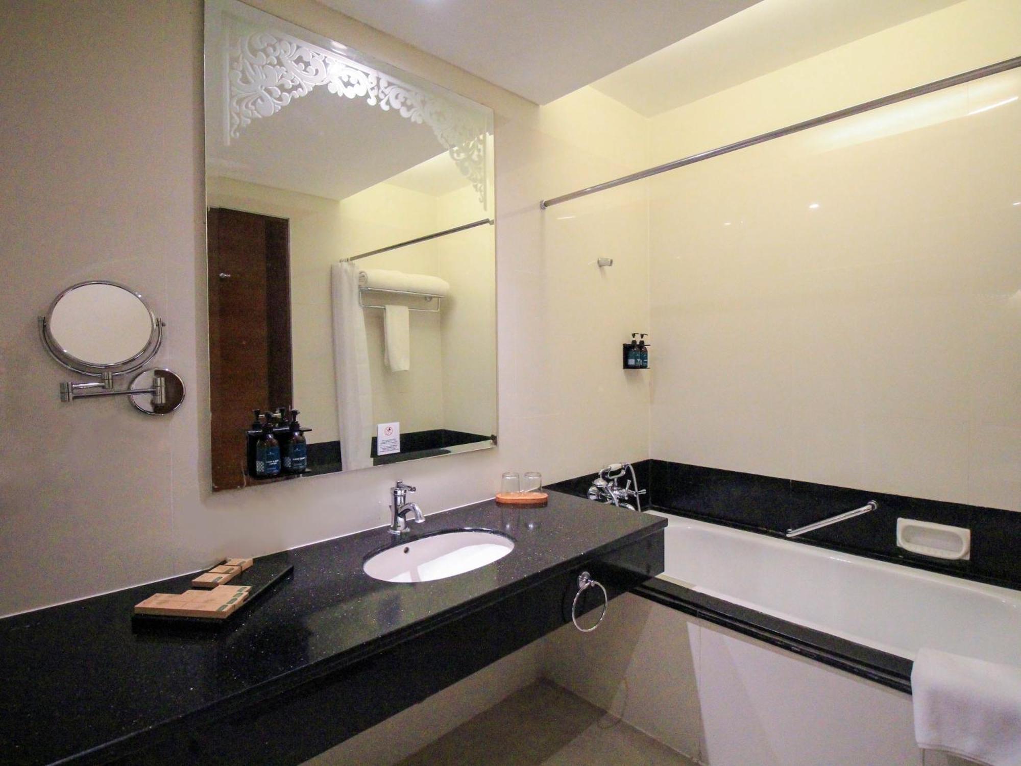 Hotel The Royal Surakarta Heritage - Handwritten Collection 5*