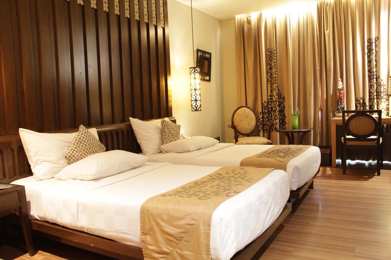 Hotel The Royal Surakarta Heritage - Handwritten Collection 5*